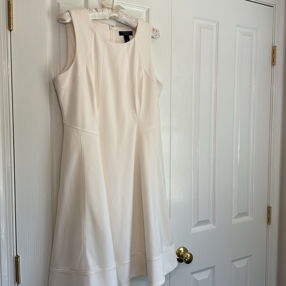 White House Black Market Dresses & Skirts - White House Black Market Size 14P White
Sleeveless Lined Fit & Flare Dress